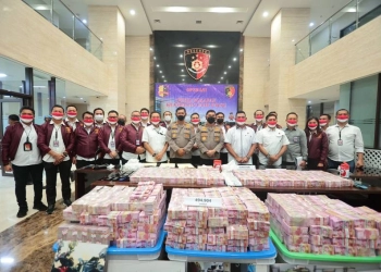 Polri Punya Aplikasi Pendeteksi Uang Rupiah Palsu