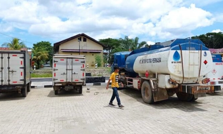 Polda Sultra Gagalkan Penyelundupan 15 Ton BBM Ilegal di Kota Kendari