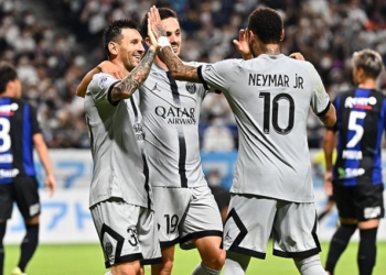 Trio MNM Cetak Gol, PSG Gasak Gamba Osaka