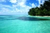 Asyiknya Berkemah di Pulau Semak daun