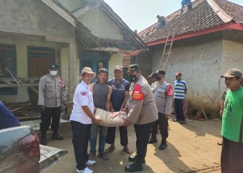 Polisi Pemilik Pesantren di Purwakarta dengan Ratusan Santri 