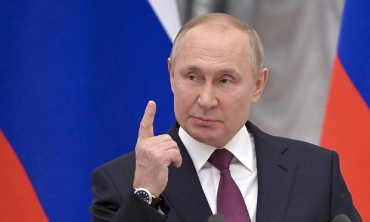 Putin Menantang Barat untuk Mengalahkannya di 'Medan Perang'