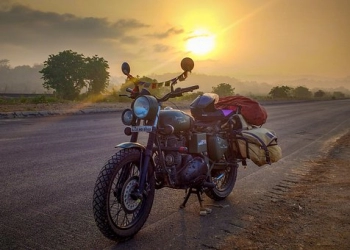Hemat Baterai Handphone Selama Road Trip