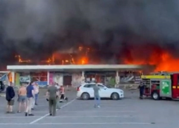 Serangan Rudal Rusia Hancurkan Mal Ukraina, 10 Orang Dikabarkan Tewas