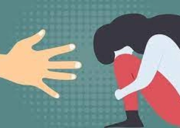 Senior Kampus Lecehkan Gadis untuk Berhubungan Seks dengan Bantal