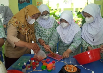 Keren, Pelajar SMP di Tangerang Ubah Limbah AC Jadi Sabun