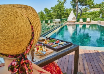 Lima Alasan Kenapa Anda Butuh Staycation