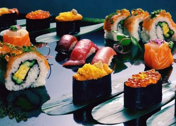 Sushi Kurangi Resiko Mata Kering