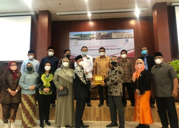 Ambang Batas Calon Presiden Degradasi Hak Politik Warga Negara