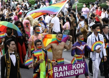 Kaum Gay Bergembira Setelah RUU Pernikahan Sesama Jenis di Thailand Disahkan