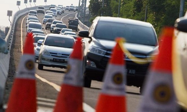 Ada Perbaikan Jalan di Sejumlah Titik Tol Japek, Pengendara Diimbau Berhati-hati