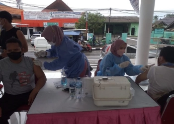 Polres Metro Bekasi Kota Layani Vaksin Booster di Alun-alun Tiap Hari